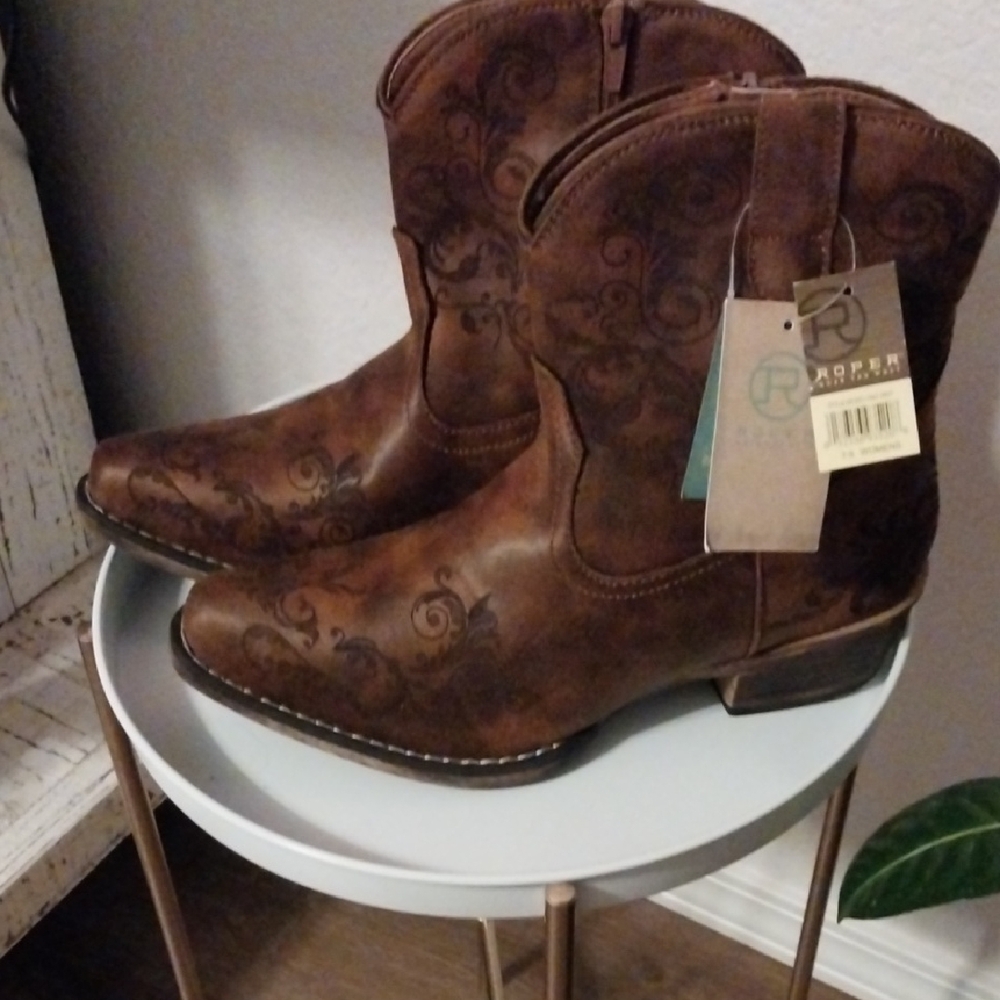 Roper Brown Ankle Boots with Embossed Design